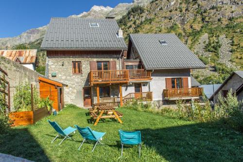 Chalet Lucette : Guest accommodation near Vaujany