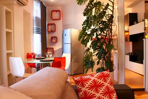 Hibiscus Apartments : Apartment near Montagny-les-Lanches