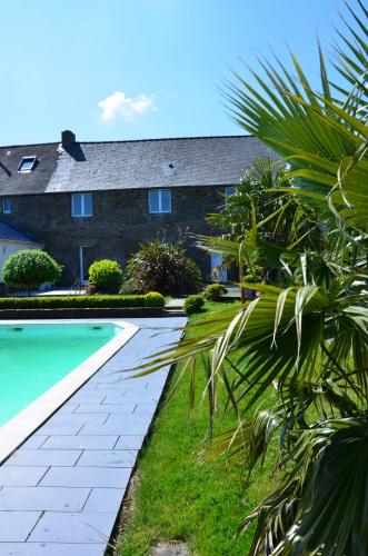 Maison d'hôtes La Closeraie de la baie : Guest accommodation near Saint-Coulomb
