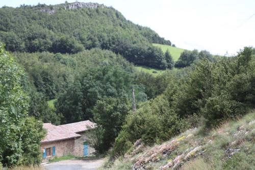 Valcaris: gites, chambre d'hotes et tables d'hotes : Bed and Breakfast near Combovin