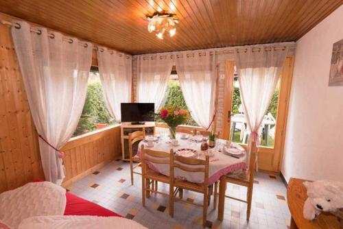Le Petit Chalet : Guest accommodation near Morzine