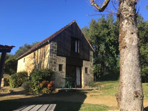 The Sechoir : Guest accommodation near Saint-Julien-de-Lampon
