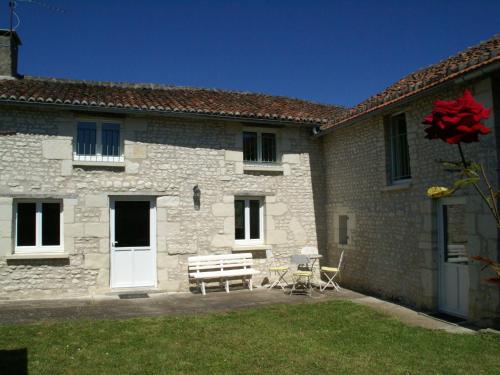 La Tour St-Gelin : Guest accommodation near Pussigny