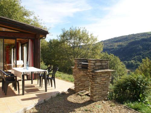 Maison De Vacances - Connac 2 : Guest accommodation near Salles-Curan