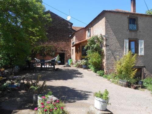 Chambre d'hôtes des Monts : Bed and Breakfast near Alrance