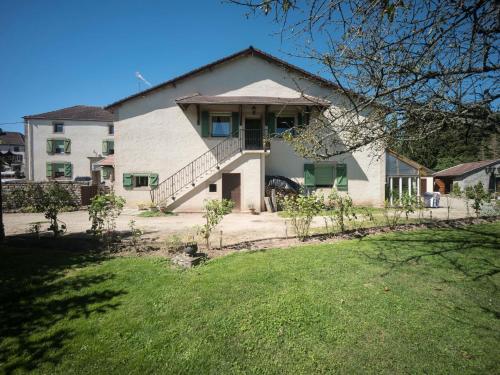 Curtille Du Mesnil 2 : Apartment near Fresnes-sur-Apance