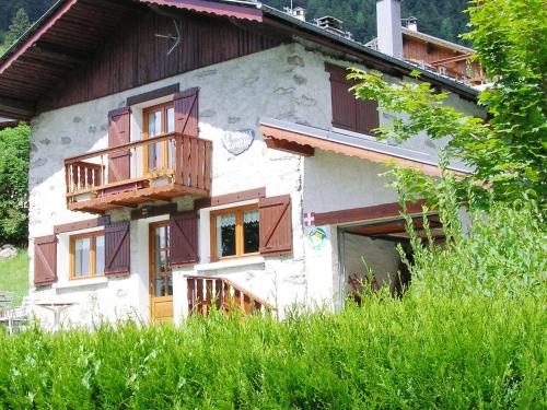 Chalet Vieux Moulin : Guest accommodation near Planay