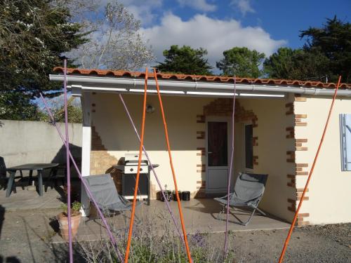 La maison de la plage : Guest accommodation near La Barre-de-Monts