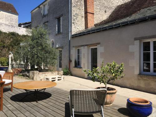 Suite Luzilloise : Bed and Breakfast near Courçay