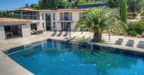 LUXURY VILLA CANNES SUITES@POOL : Guest accommodation near Vallauris
