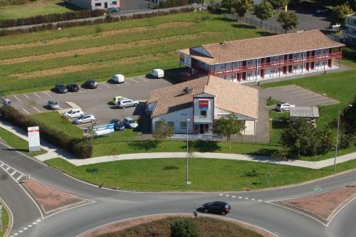 So'Lodge Niort A83 : Hotel near Saint-Martin-lès-Melle