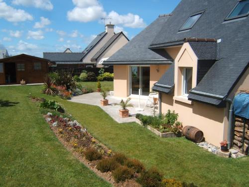 Villa Louannec : Guest accommodation near Saint-Quay-Perros
