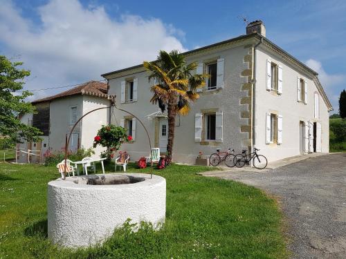 Gite La Gurlanne : Guest accommodation near Lamazère