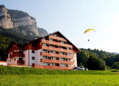 Apartment Le Slalom : Apartment near Thollon-les-Mémises