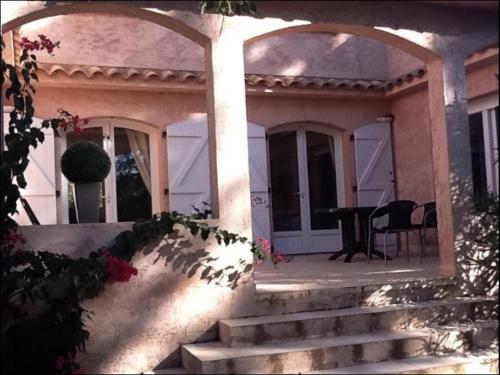 Holiday home Lieu dit Ambaco : Guest accommodation near San-Gavino-di-Carbini
