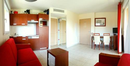 1 Bedroom Apartment : Apartment near Mandelieu-la-Napoule