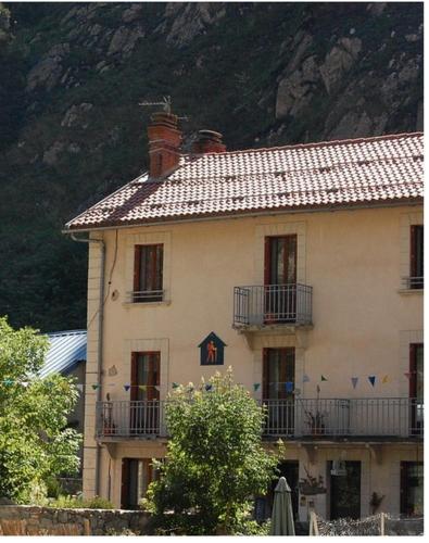 Gîte d'étape : Guest accommodation near Porté-Puymorens